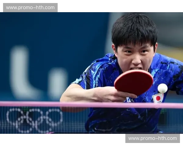 绝代双骄的博弈：当“人民艺术家”遇上“东瀛神童”，许昕为何成了张本智和永远的梦魇？